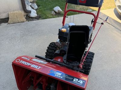Troy-Bilt Storm 5024 24-Inch Gas Snow Blower - Used Good