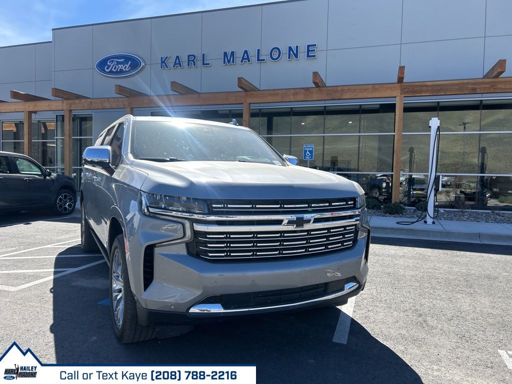 2023 Chevrolet Suburban Premier