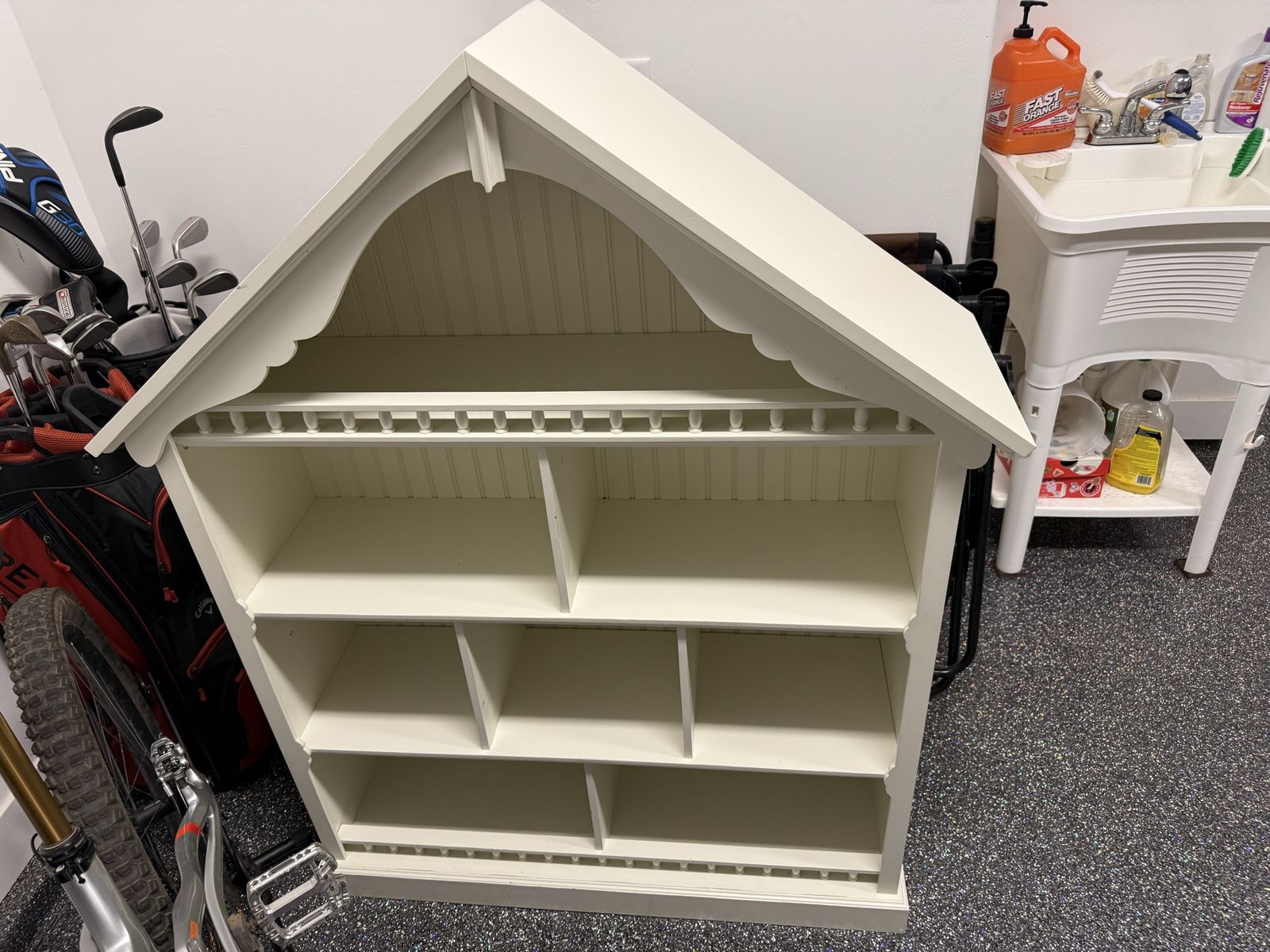 Kids book shelf