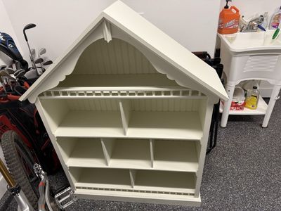 Kids book shelf