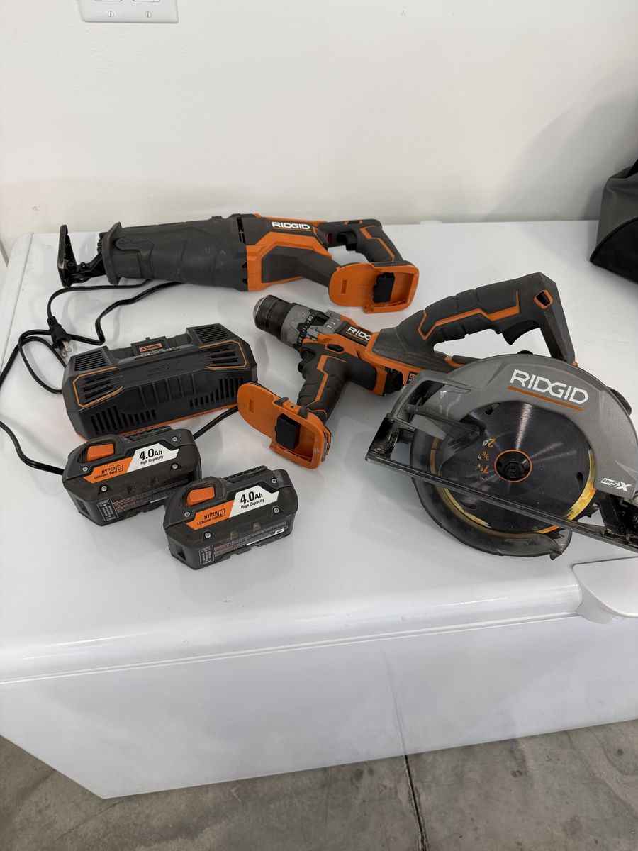 Rigid 18v circular saw, reciprocating saw and hammer drill/driver