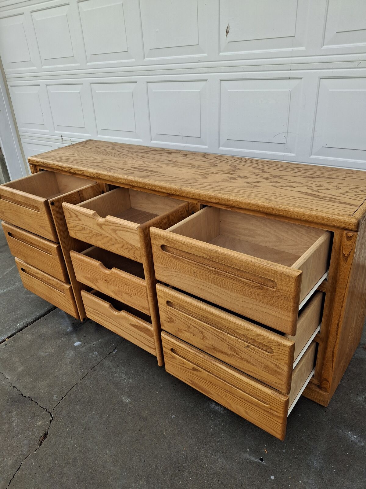 natural oak wood 9 drawers dresser