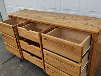 natural oak wood 9 drawers dresser