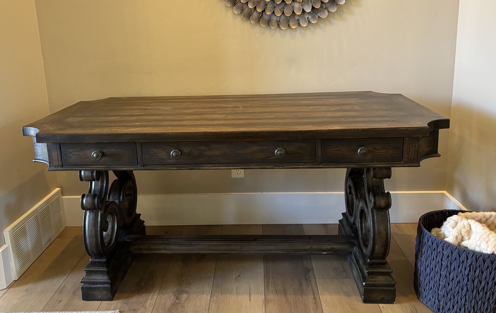 Hooker Furniture Desk - Excellent Condition