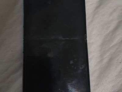 Samsung Galaxy Z Flip Smartphone - Network Locked