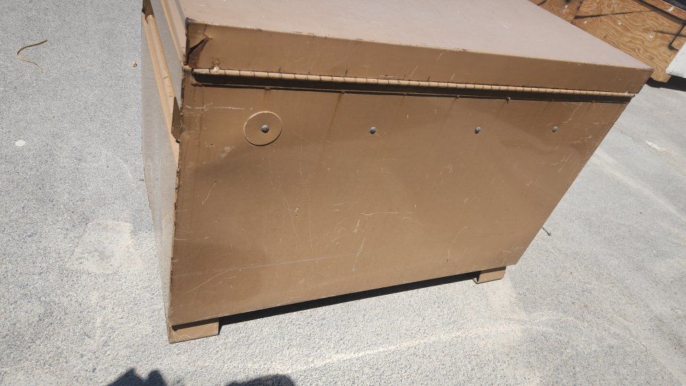 Main image 3
