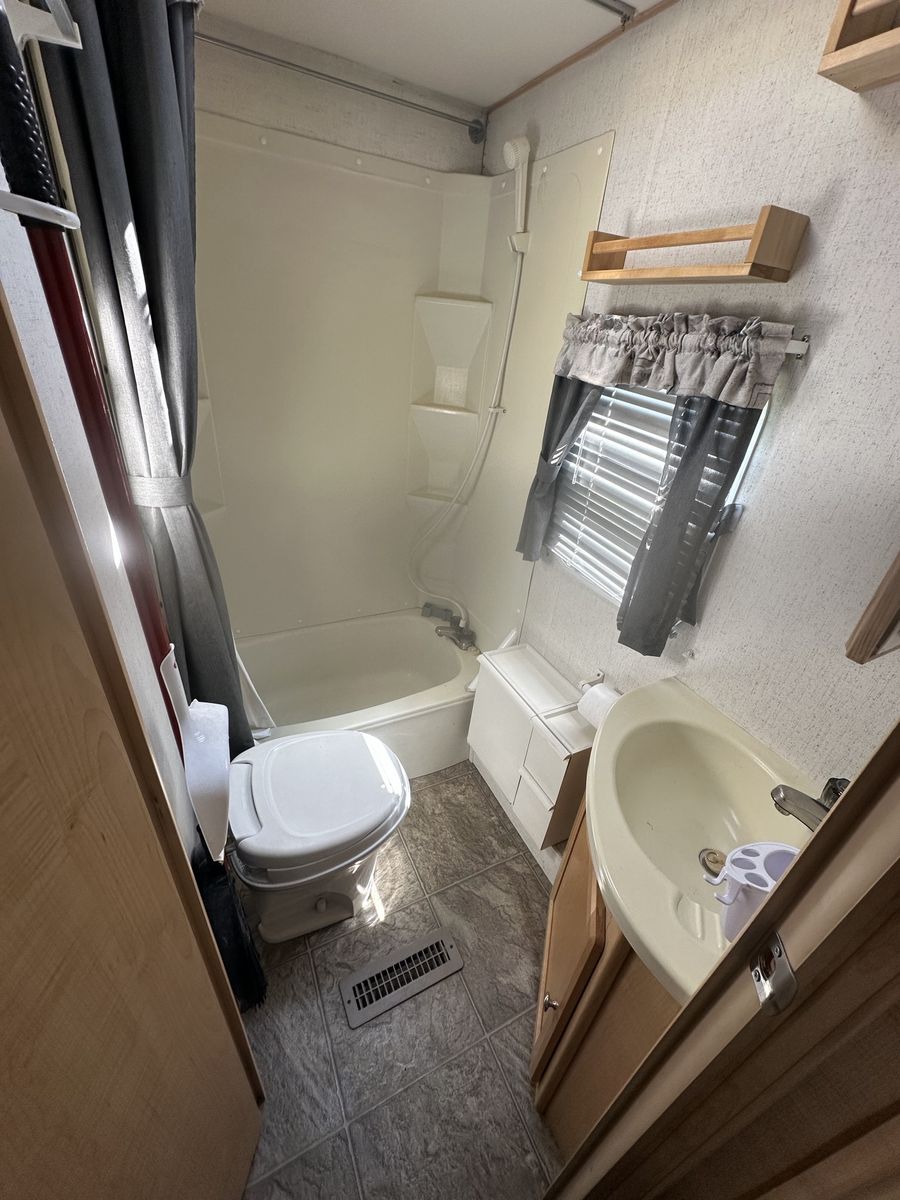 Main image 14