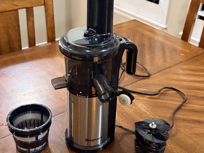 Sagnart Masticating Slow Juicer Stainless Steel and Black.