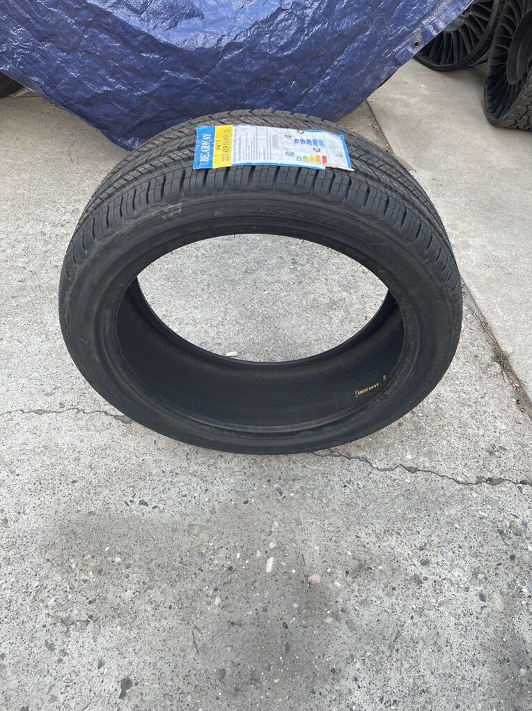 225/45/19 NEW BEARWAY TIRE