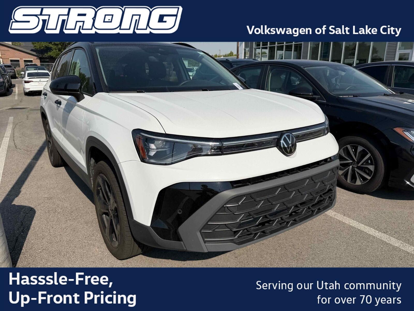 2025 Volkswagen Taos SE Black 4Motion