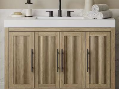 Glacier Bay Cargrove 48 in. Single Sink Freestanding Oak Bath Vanity with White Resin Composite Top (Assembled)