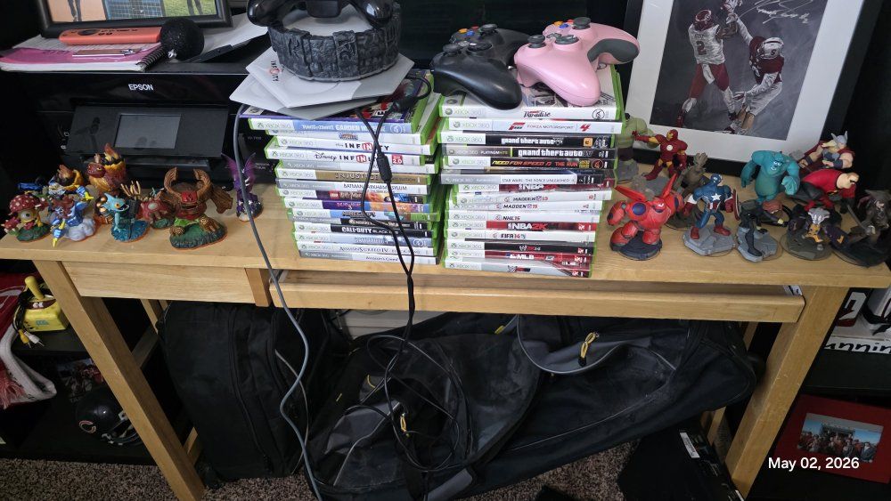 Xbox 360 Bundle Deal, Game Console and  Games