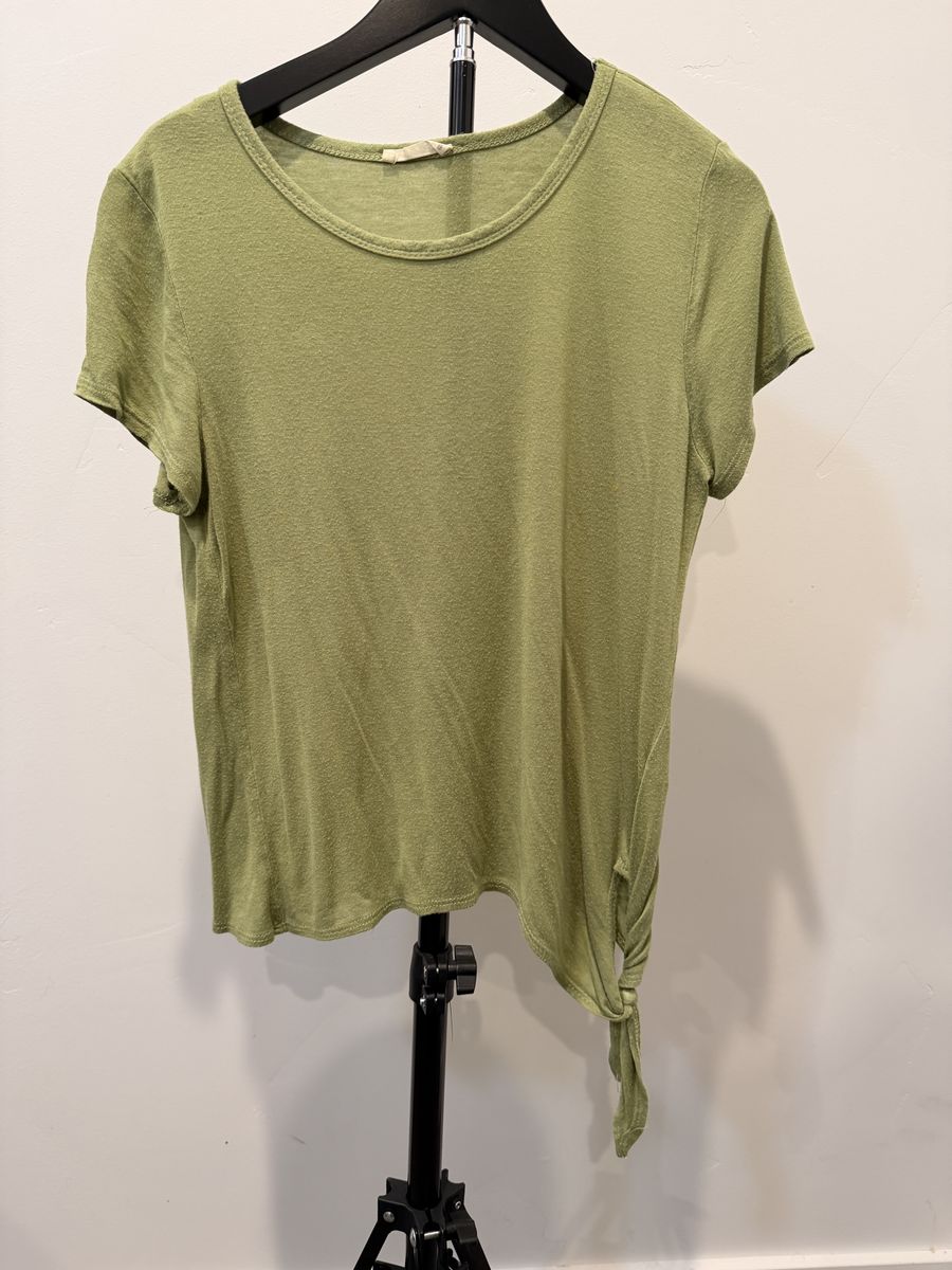 Olivia Rae Olive Green Short Sleeve T-Shirt Size Large