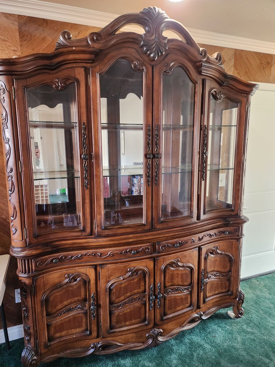 China hutch - Estate sale