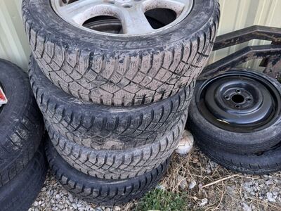 205/65/16 Set Of Four Winter Tire