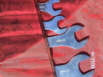 Super slim wrench set