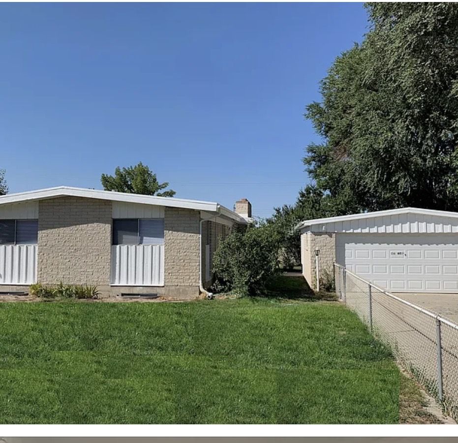 Room for Rent in nice neighborhood near Labrum Park