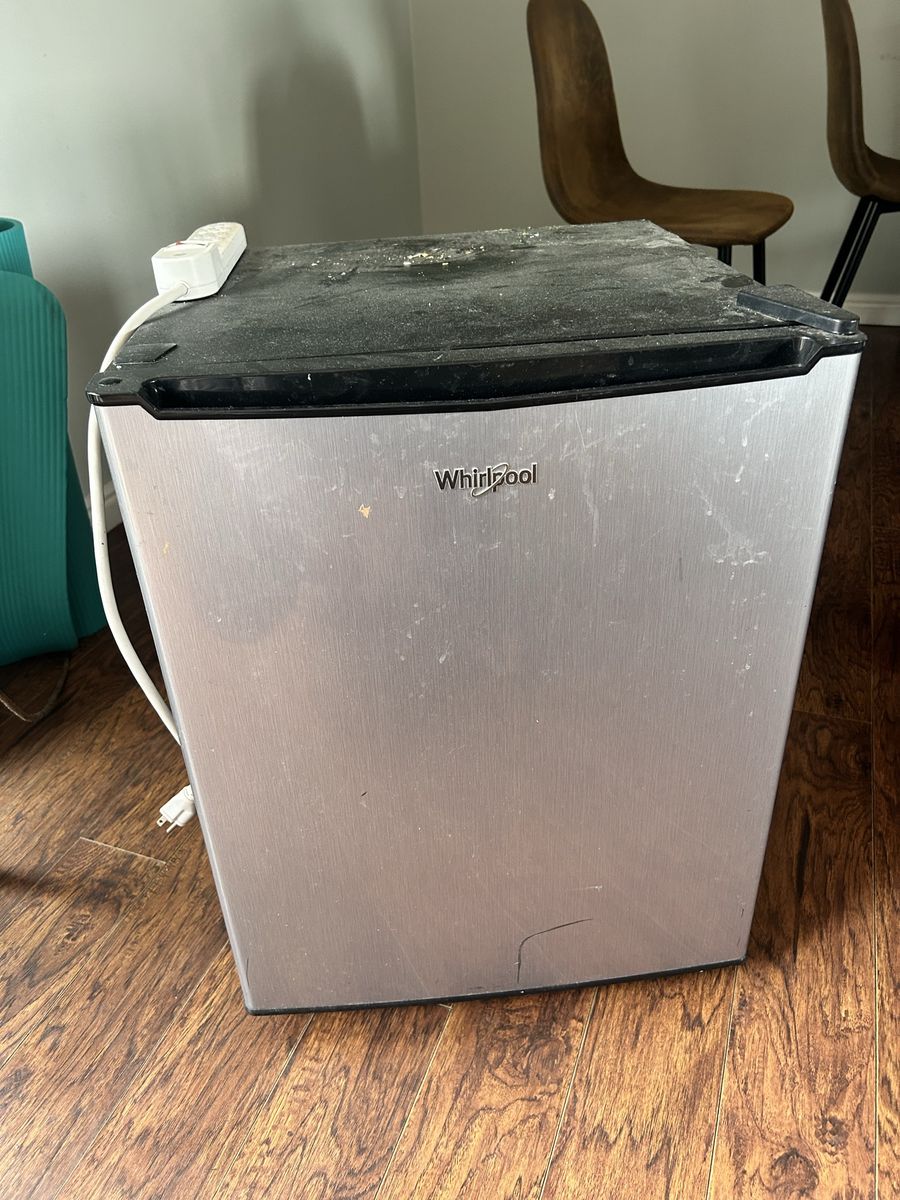 FREE Whirlpool mini fridge (not working)