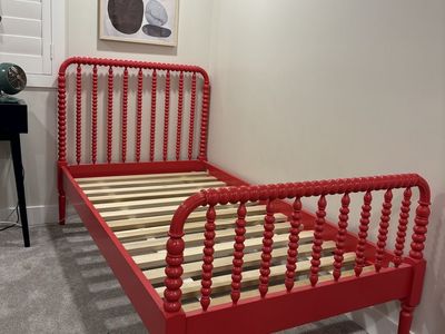 Twin Crate and barrel spindle / Jenny Lind bed frame