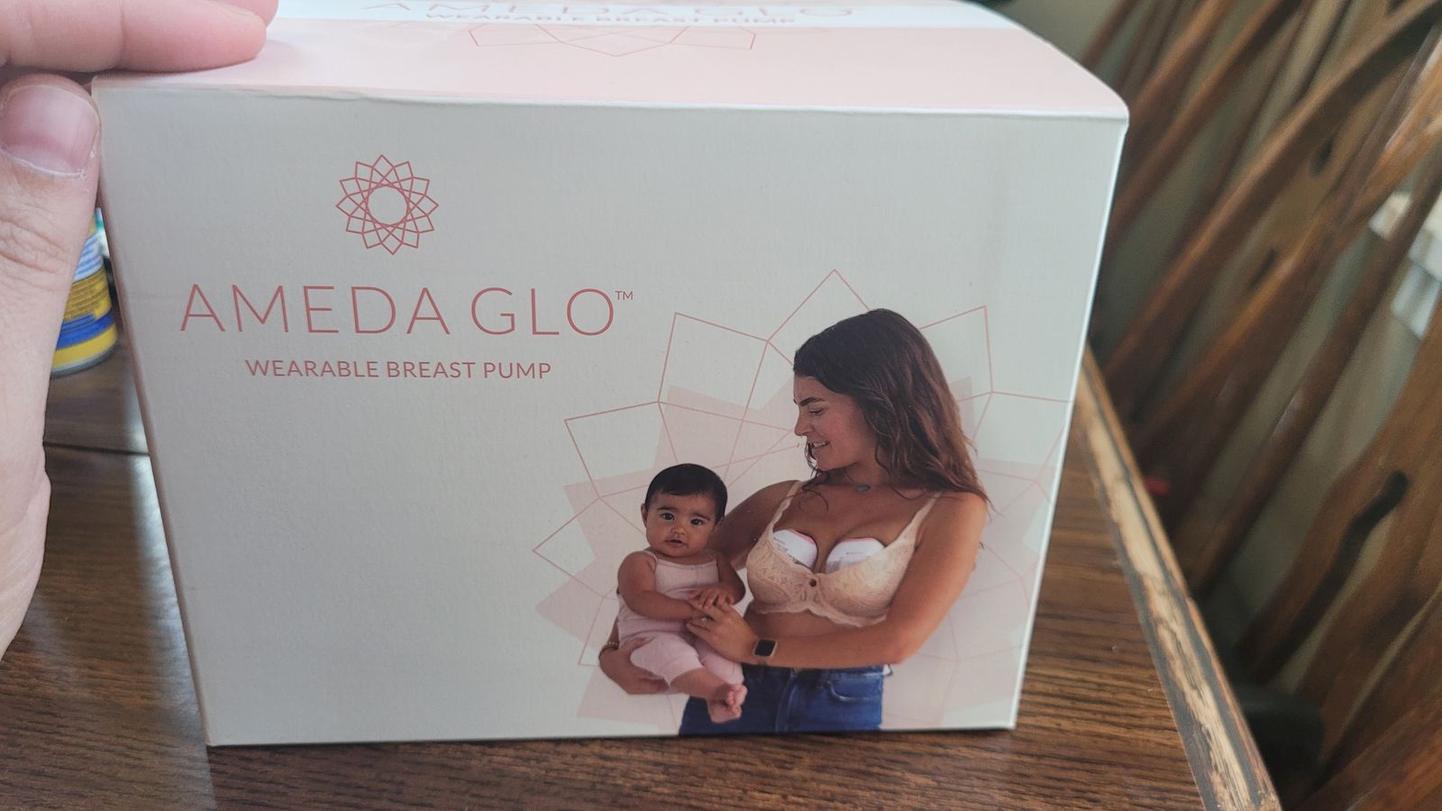 Ameda Glo wearable breast pump