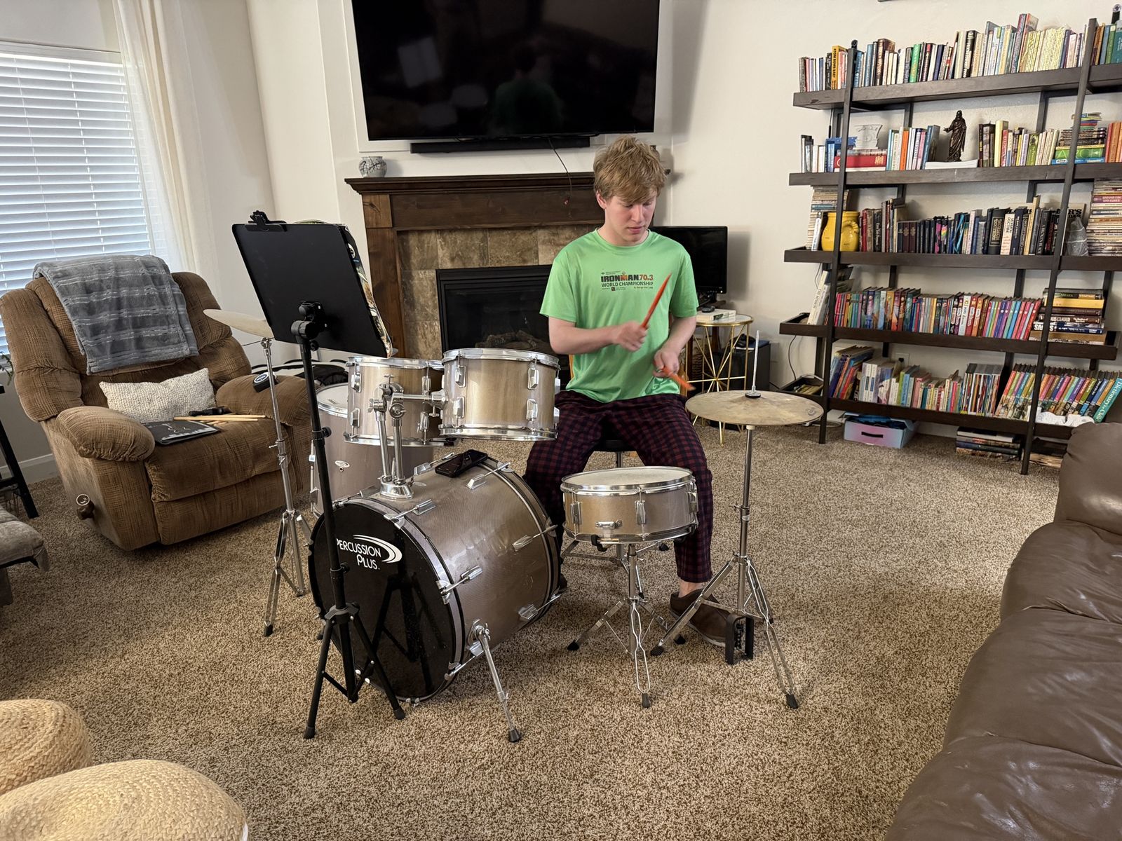 Drum set and accessories 