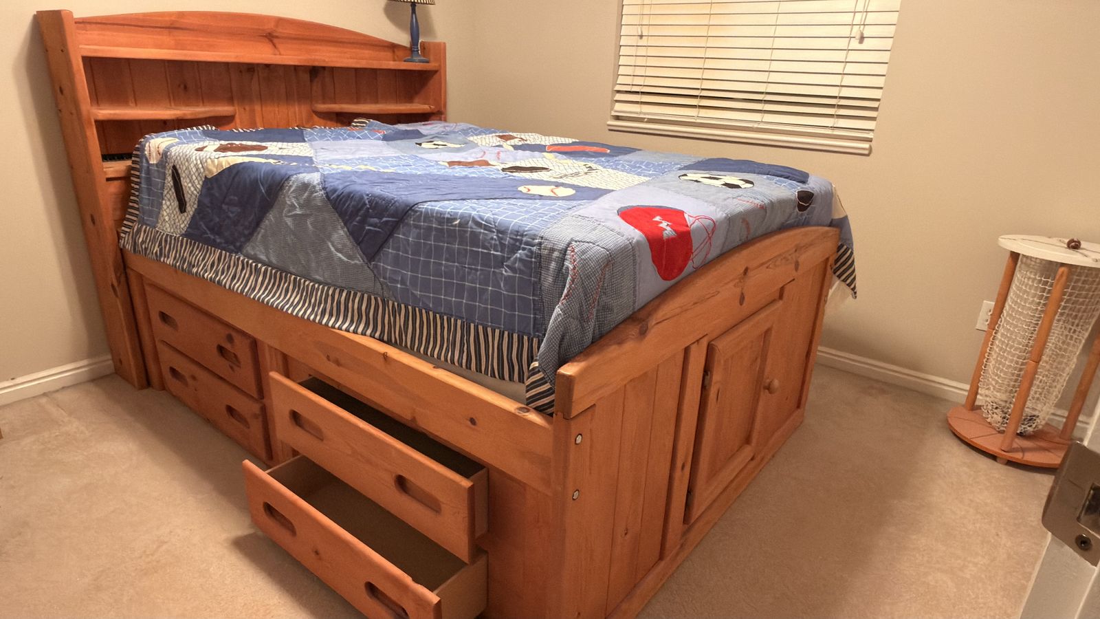 Bed with Storage Drawers