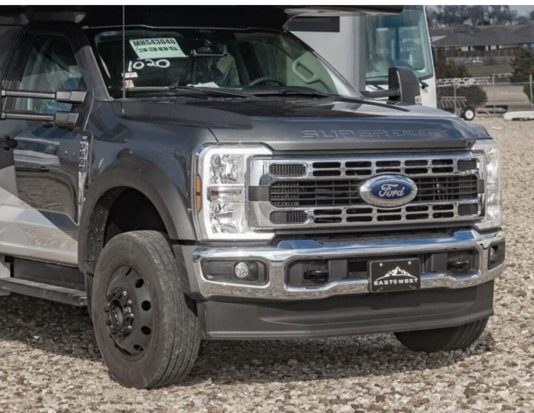 2024 Ford F-600 XLT