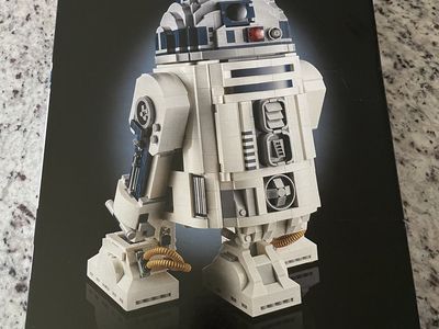 LEGO 75308 Star Wars R2-D2 BRAND NEW