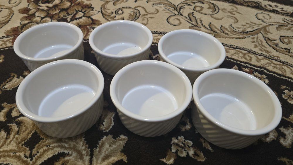 Set of 6 White Ceramic Ramekins - Fluted Edge Oven Safe Dessert Bowls.