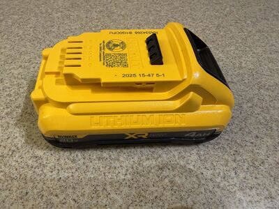 Brand new Dewalt 20V XR 4AH Powerpack battery