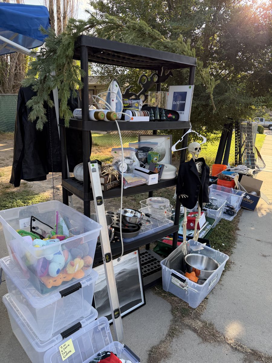 Yard Sale 