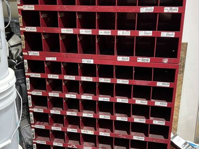 Metal bolt bin