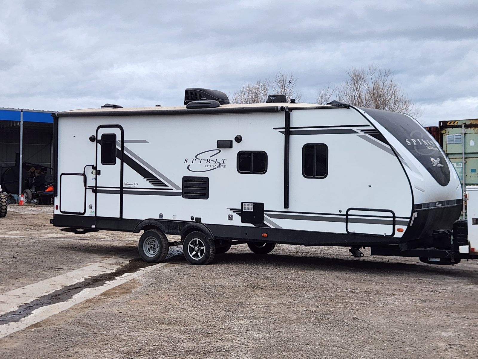 2021 Coachman Spirit Ultra Lite Travel Trailer