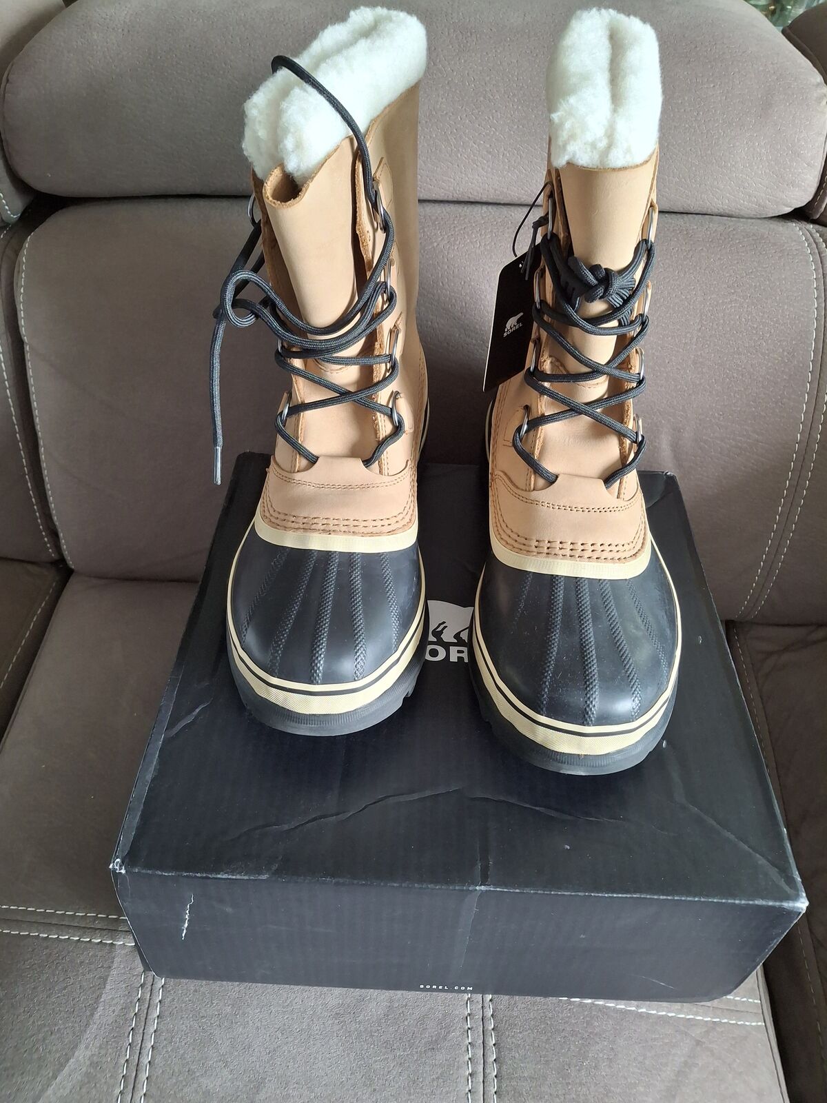 Sorel women's waterproof winter boots size 10.5