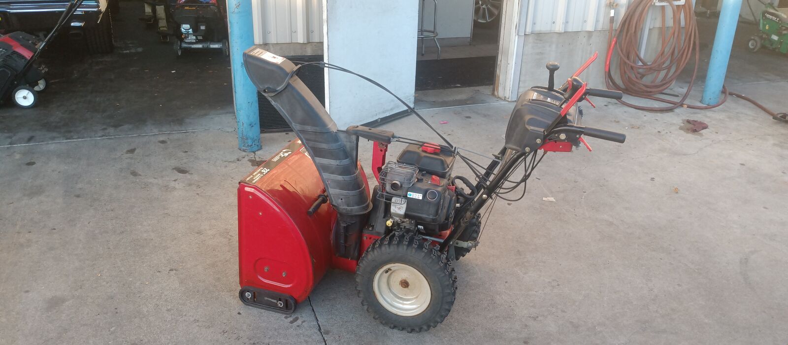 Craftsman Snow Blower W/ Electric Start. Serviced.