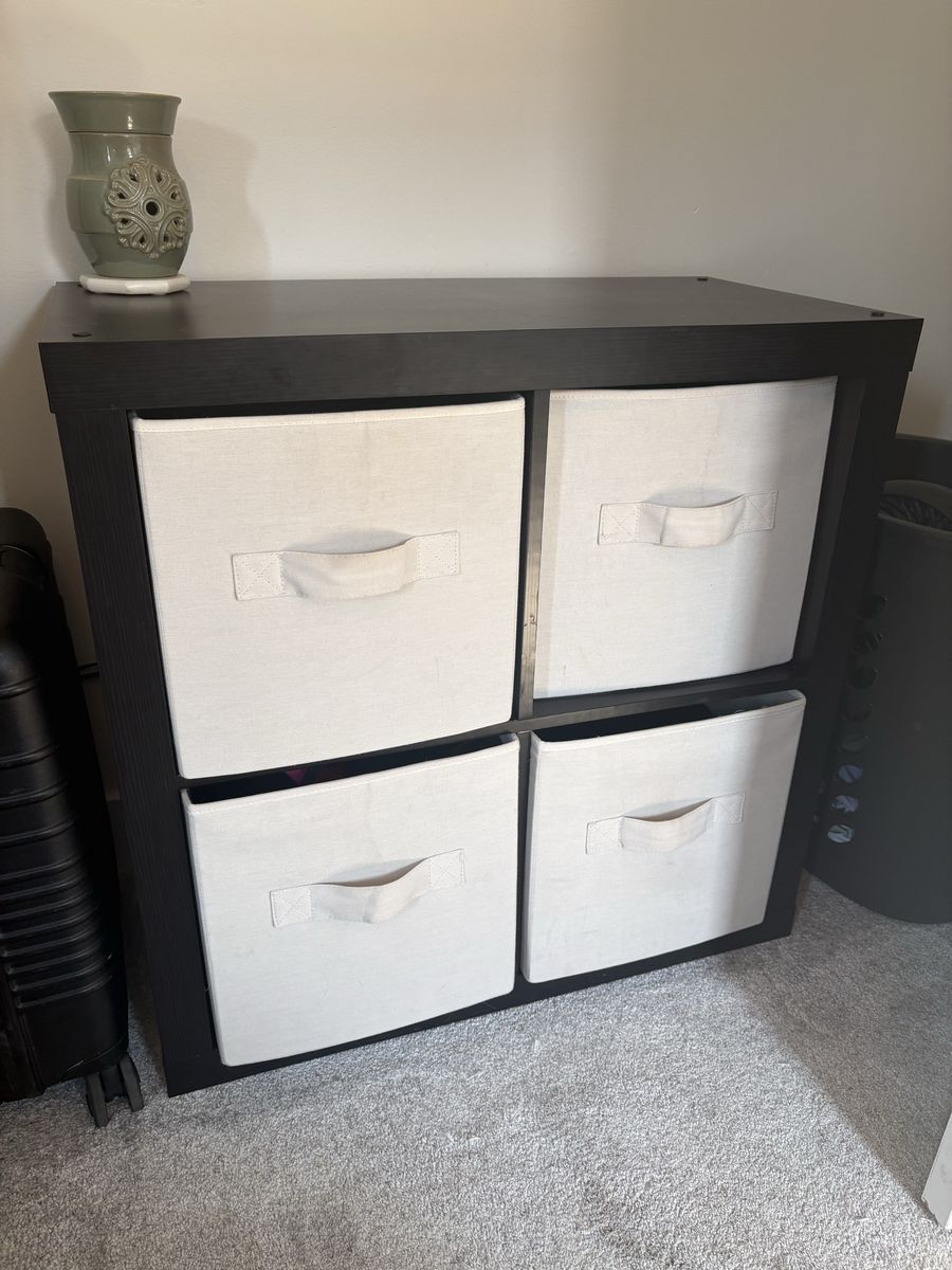 Black 4-Cube Storage Organizer with 4 White Fabric Drawers - Versatile and Compact