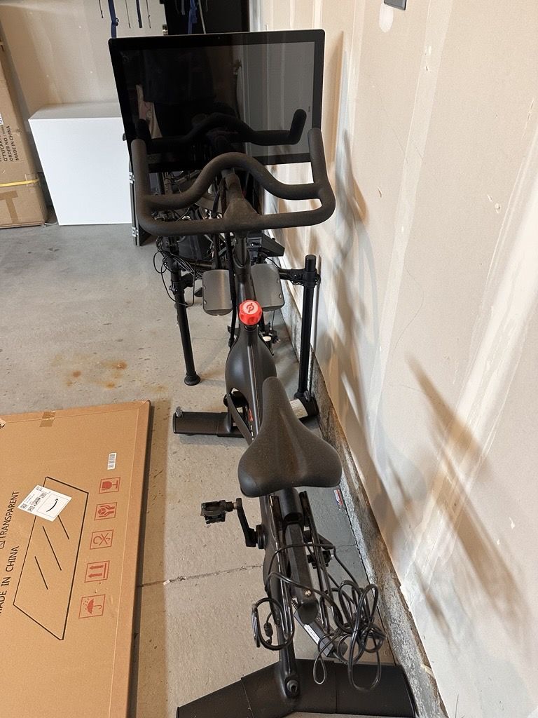 Peloton Bike