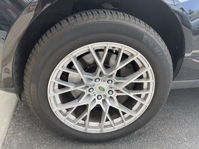 Almost new Michelin Cross Climate tires 275/50/20 on New 20” Range Rover Wheels