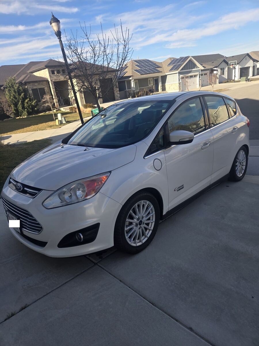 2016 Ford C-MAX Energi Titanium
