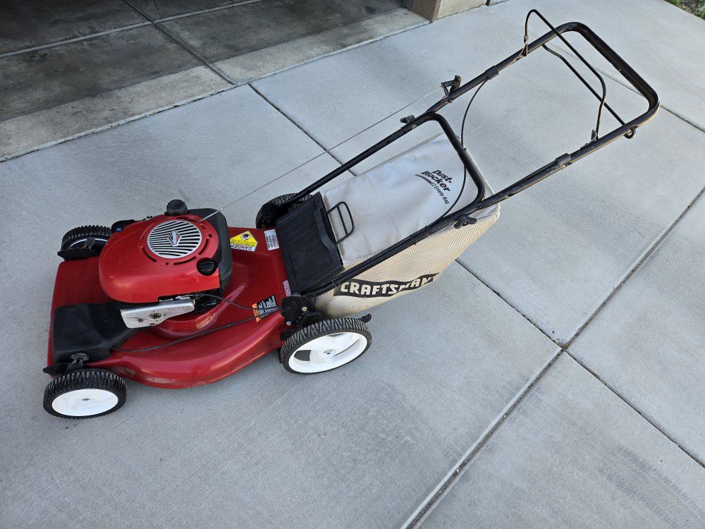 Craftsman Self-Propelled Lawnmower