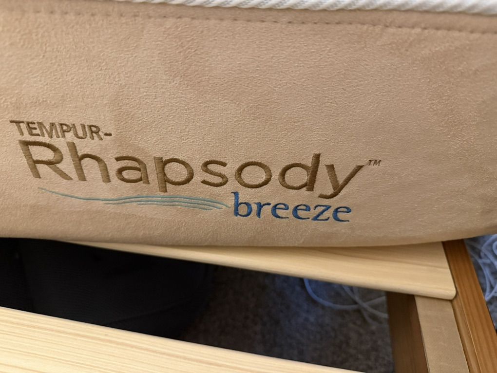 King Mattress TEMPUPEDIC