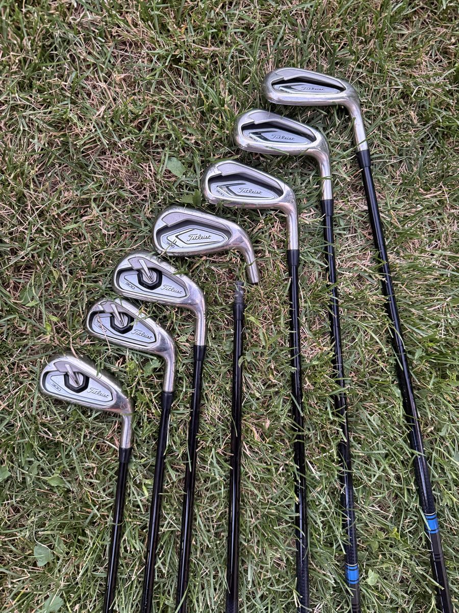 Titleist T300 Iron Set (5-PW) - STIFF Used Good Condition for Right Handed Players