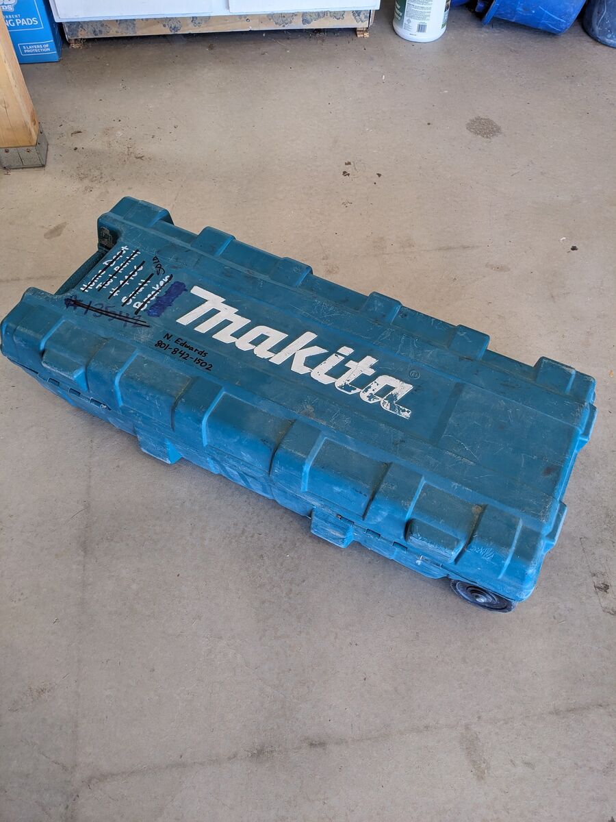 35-lb Small Breaker (Jackhammer)