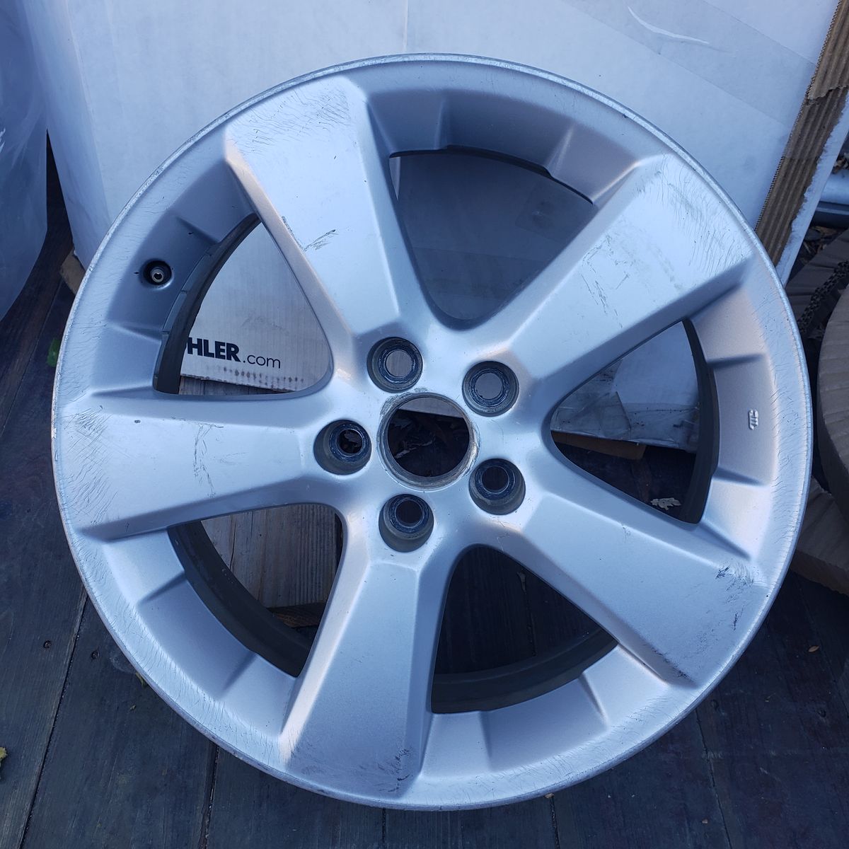 Lexus 18" rx wheel