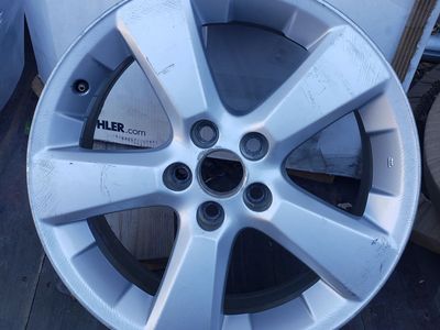 Lexus 18" rx wheel