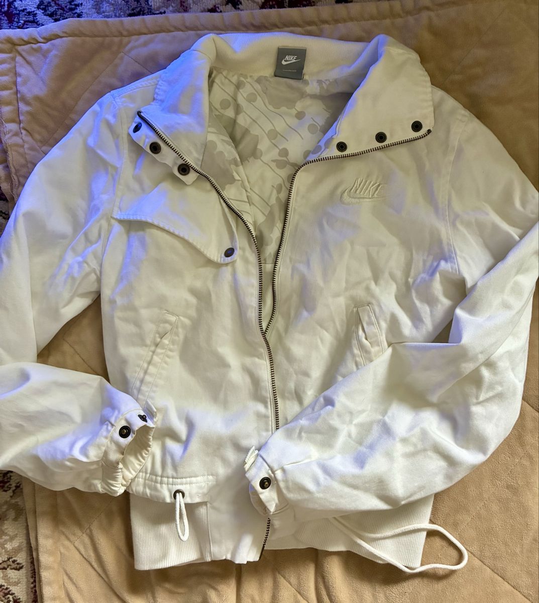 Nike Women's White Full-Zip Bomber Jacket Size S - 100% Cotton, Excellent Condition