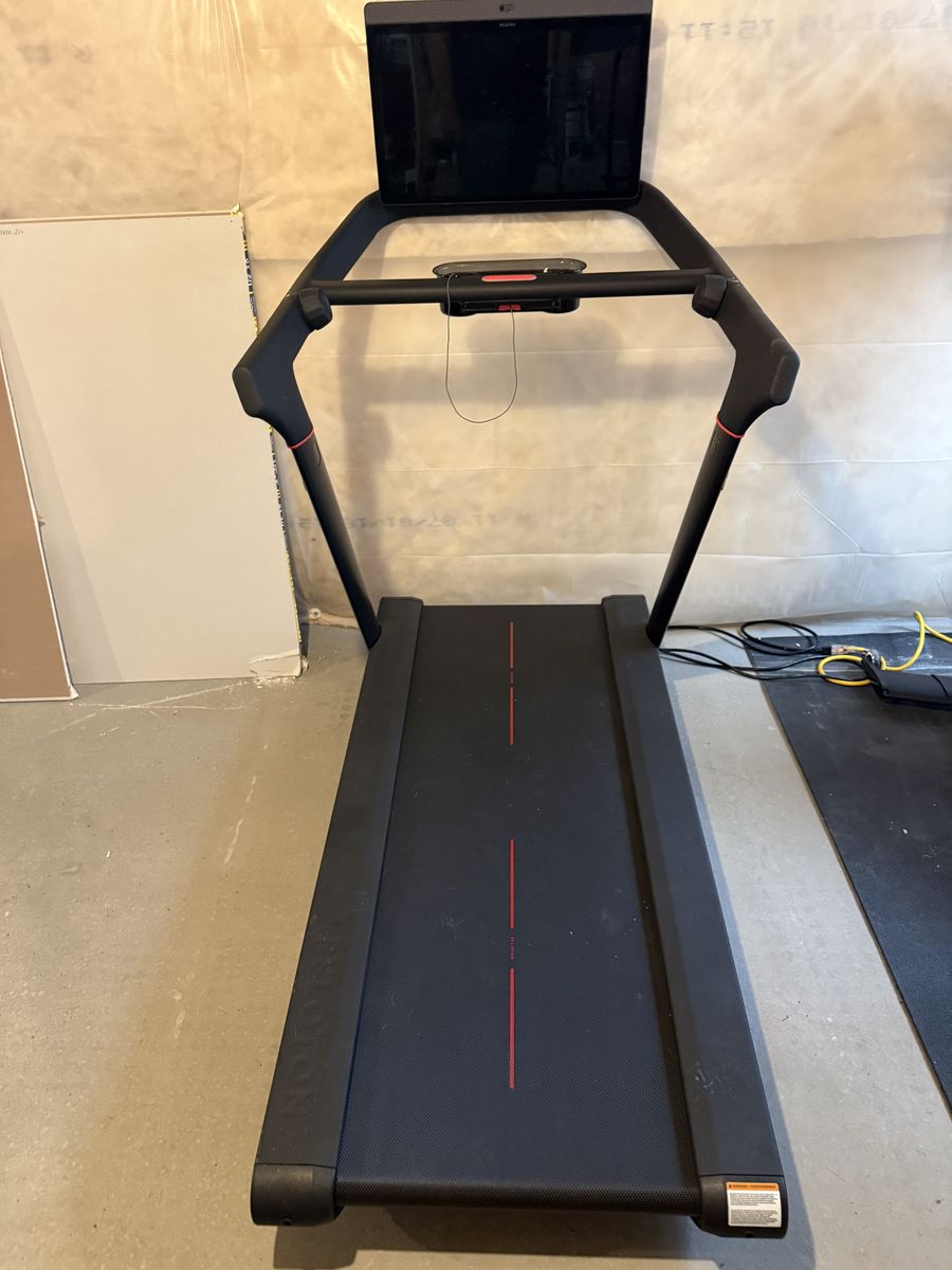 Peloton Tread