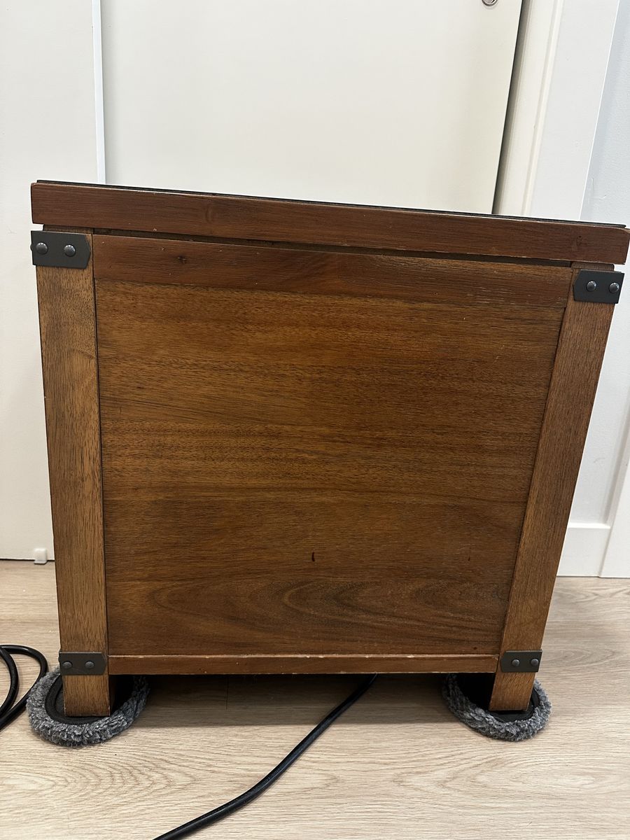 Main image 4