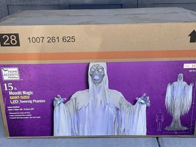 Home Depot Halloween 15 Ft Giant Sized Towering Phantom (New)