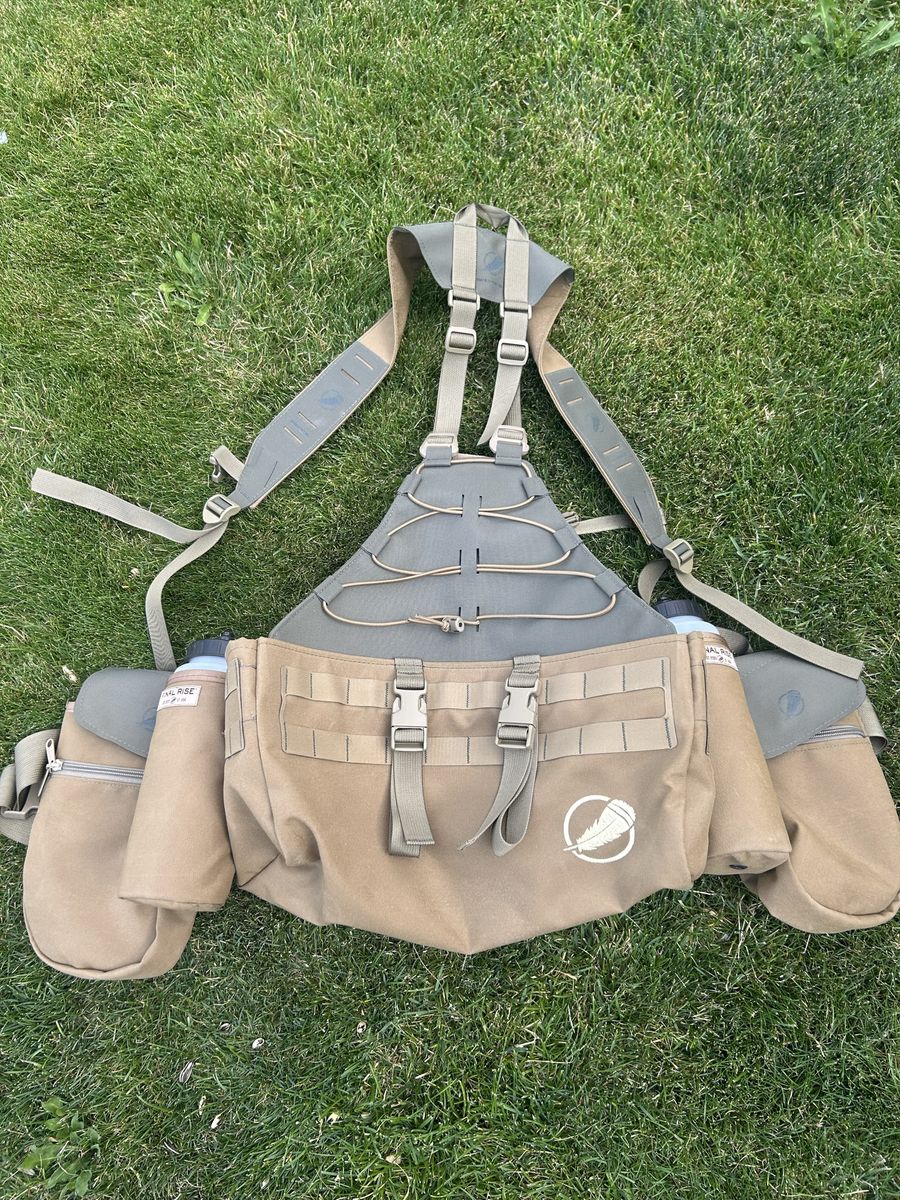 Final Rise Summit XT Upland Vest System - M/L, Regular Torso, Coyote Brown/Ranger - Excellent Condition